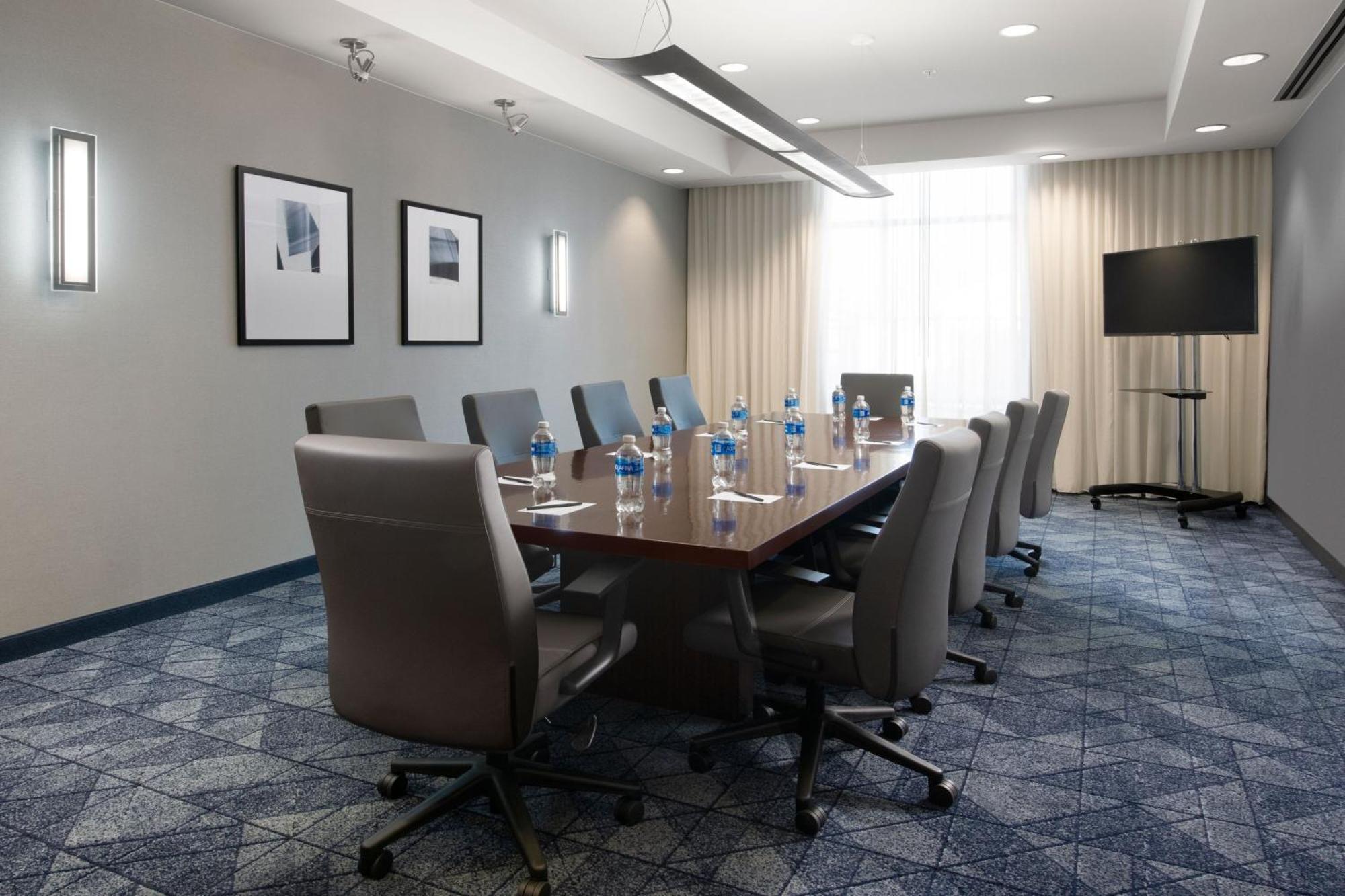 Courtyard By Marriott Lubbock Downtown/University Area Ngoại thất bức ảnh