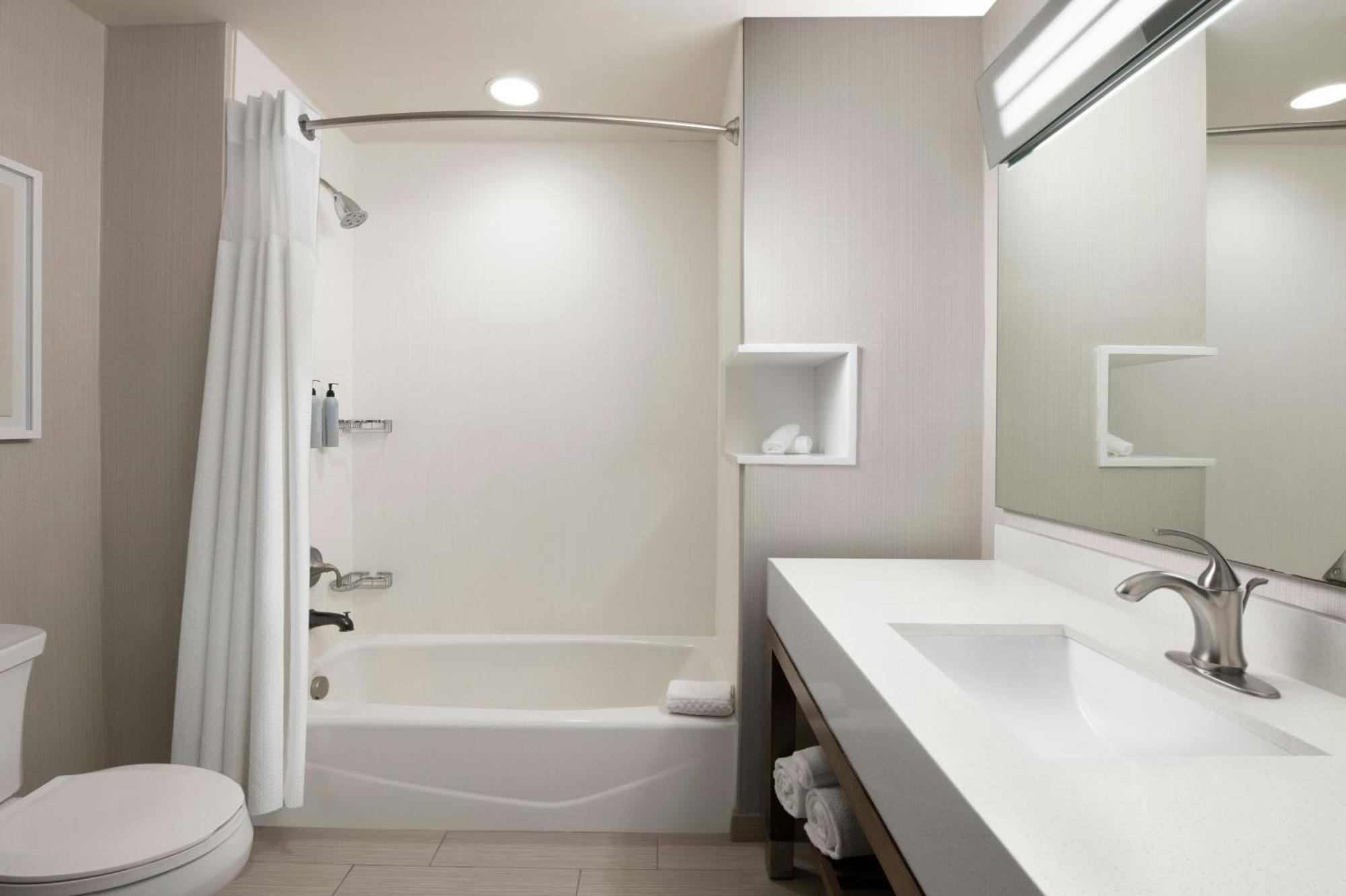 Courtyard By Marriott Lubbock Downtown/University Area Ngoại thất bức ảnh