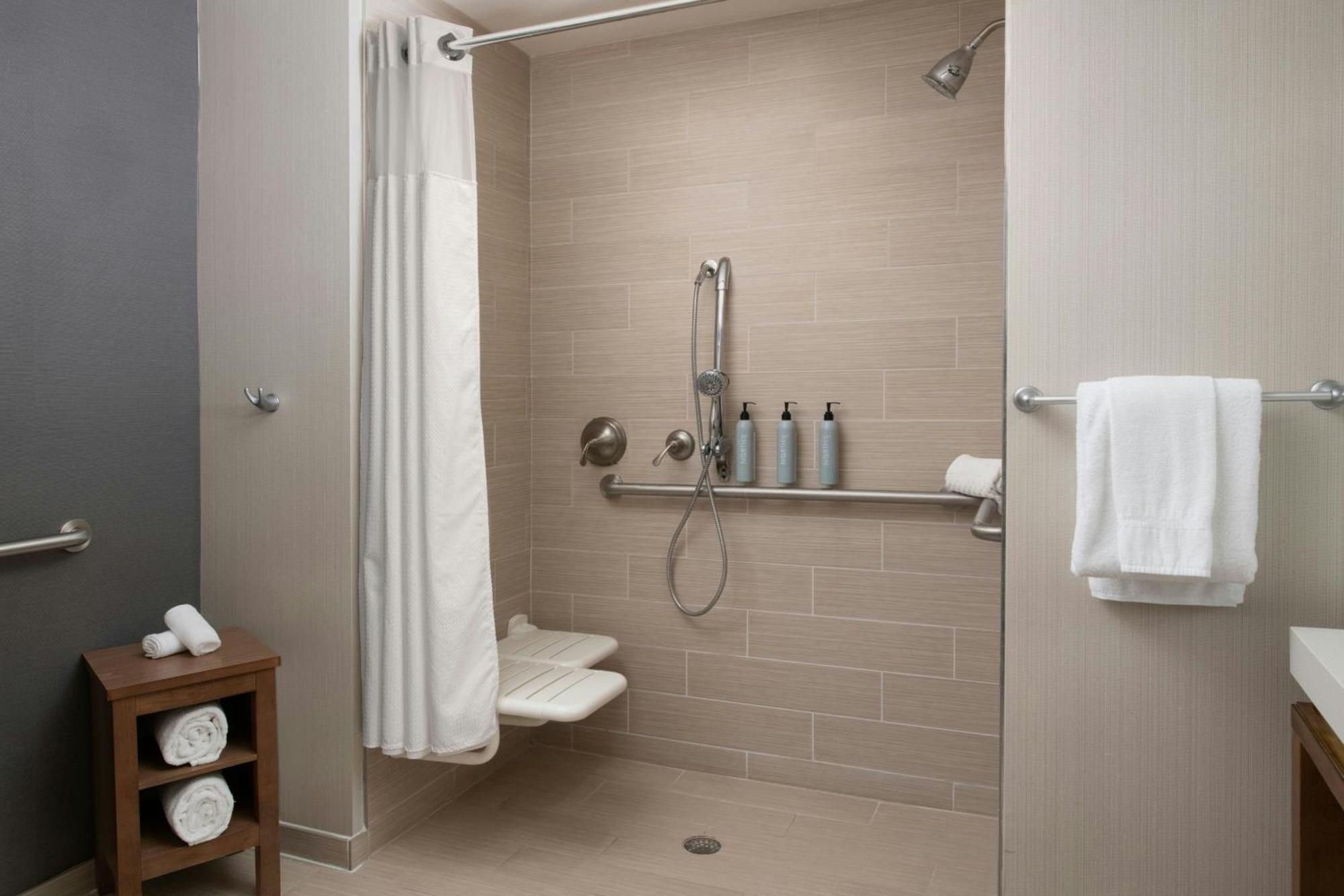Courtyard By Marriott Lubbock Downtown/University Area Ngoại thất bức ảnh